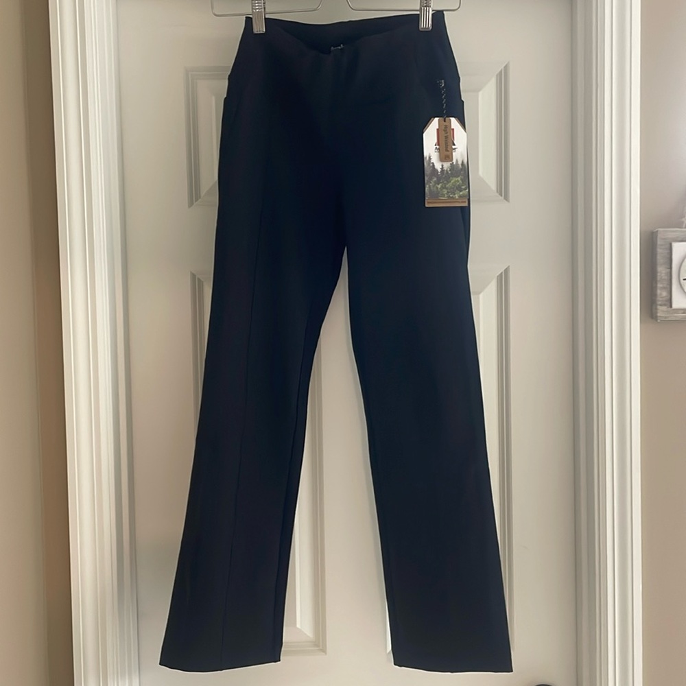 Avalanche black pants sz small NWT